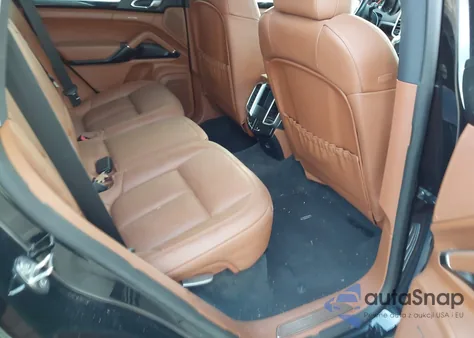 2018 Porsche Cayenne Platinum Edition из США, поврежденный, VIN WP1AA2A21JKA05273